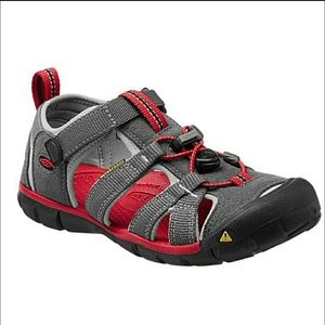 New Keen Seacamp II Shoes size 7